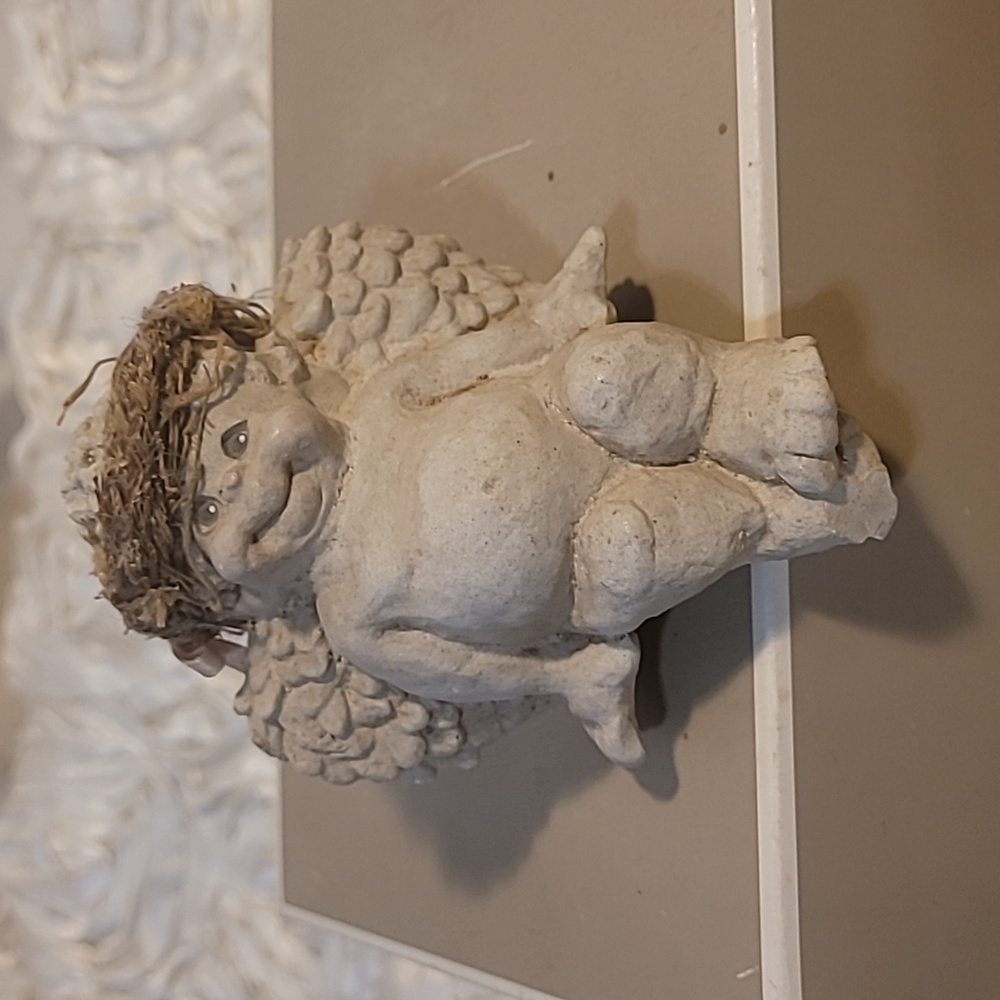 Dreamsicle Cherub/Angel Figurine Vintage